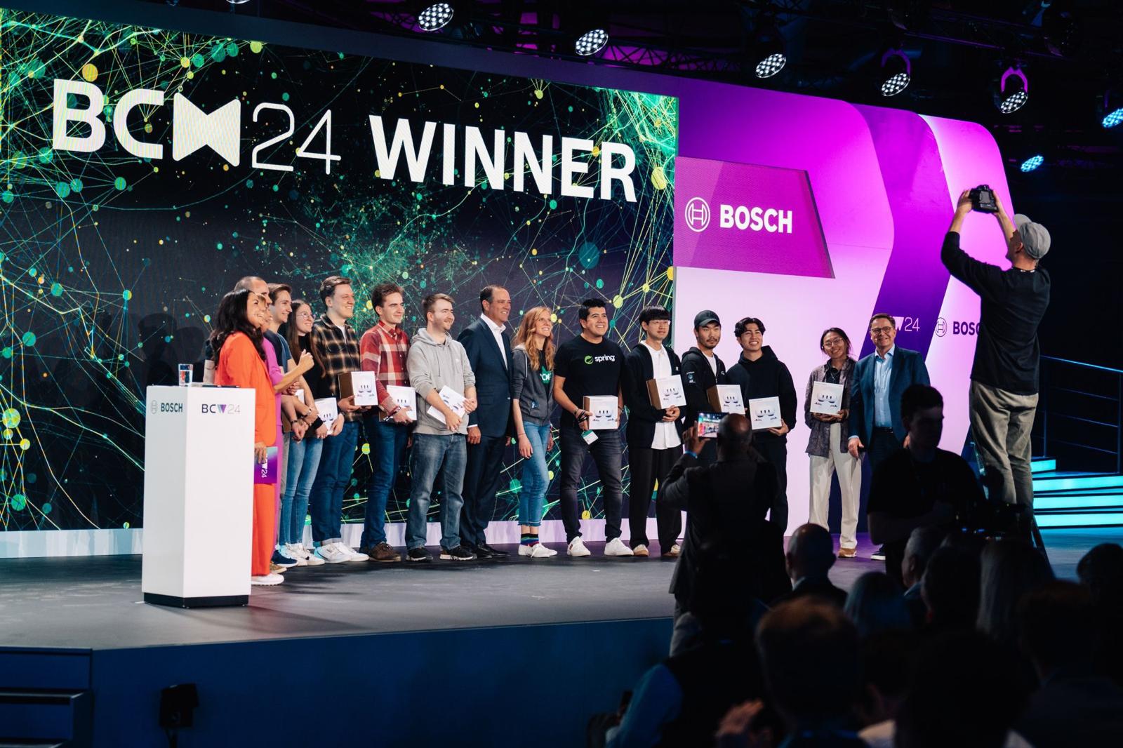 SEA:ME 2기 국민대학교 학부생 Bosch Connected Experience (BCX) Hackathon 2024 최종 1위 우승